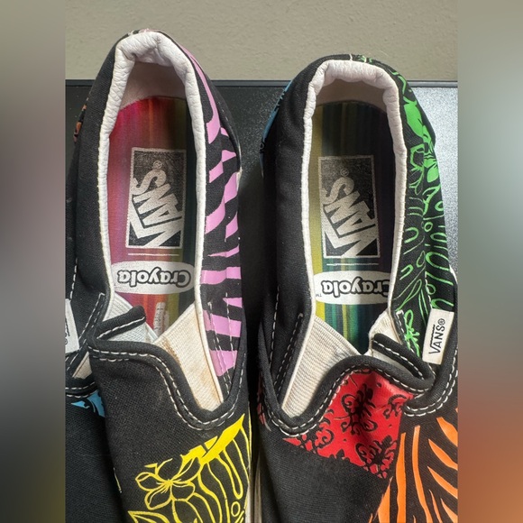 Vans Classic Slip-On Patchwork Floral Zebra Crayola Sneakers - Multicolor - Picture 2 of 8